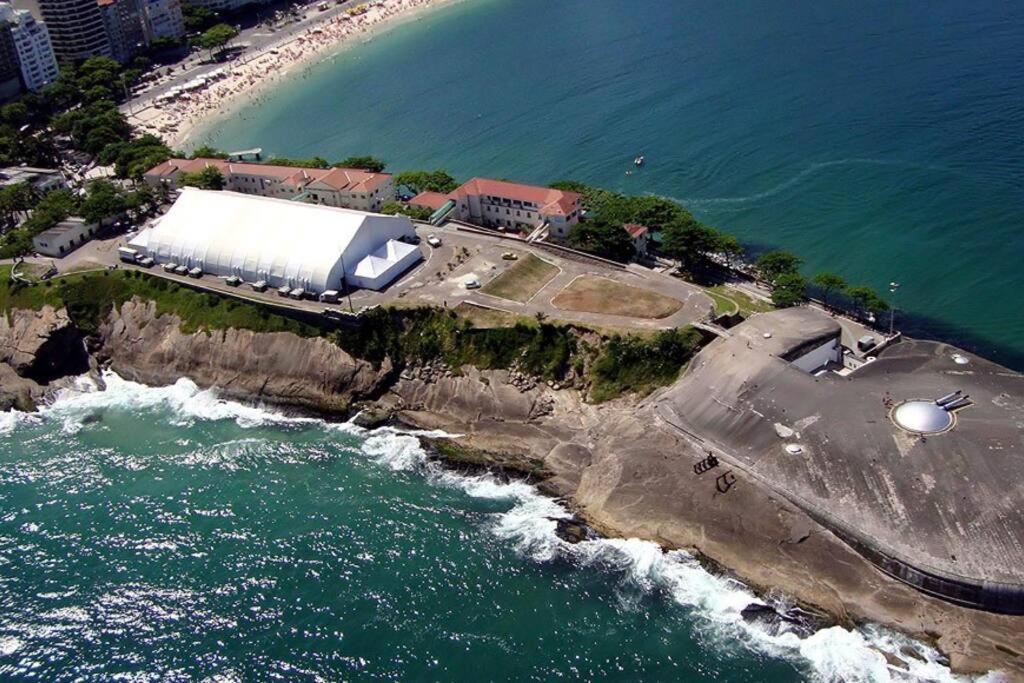 Amplo Estudio Em Copacabana, Quadra Da Praia * Rio de Janeiro
